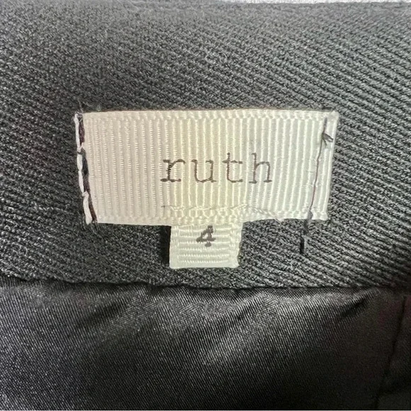 Ruth by Anthropologie skirt with ribbon appliqué flowers - size 4 - Picture 14 of 15